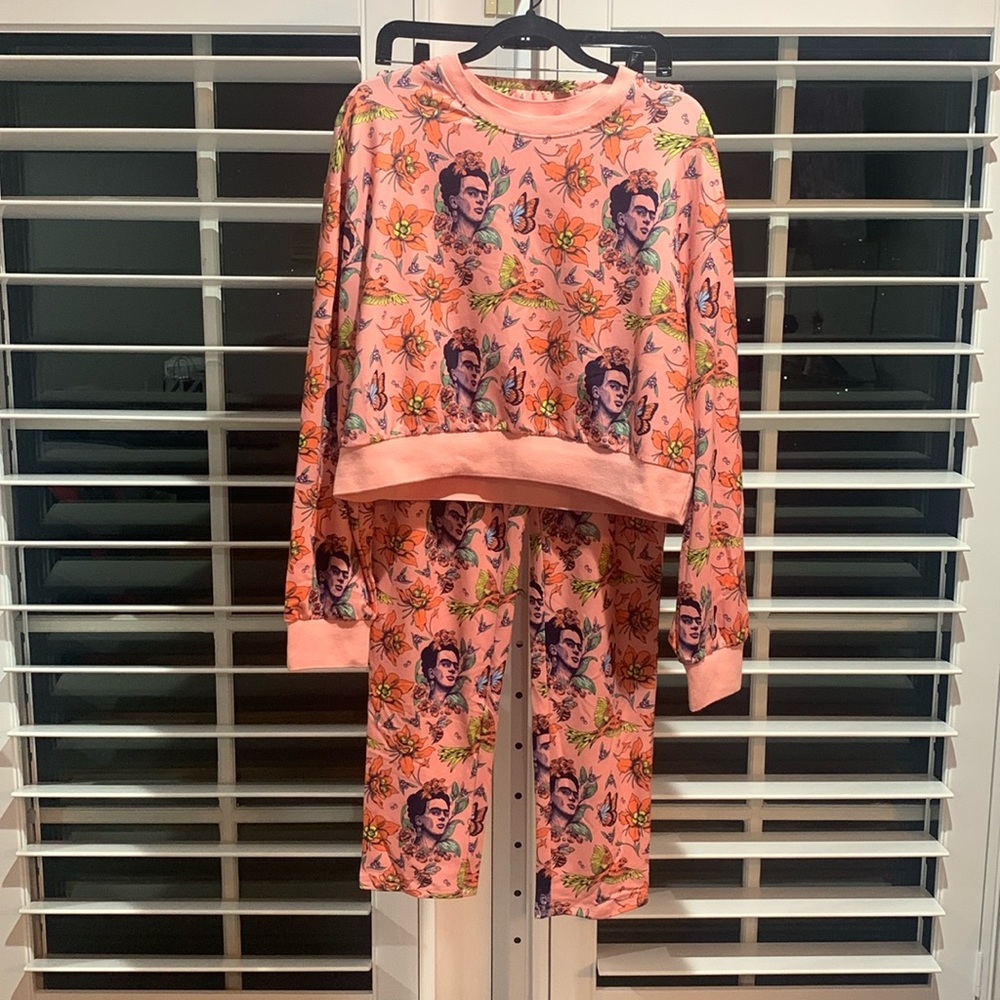 NWT Freida Kahlo PJ/Lounge Set.